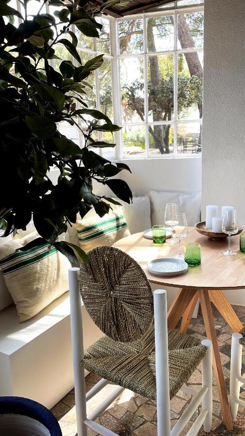 Le Cigalon Bed & Breakfast เลอโบสเซต์ ภายนอก รูปภาพ